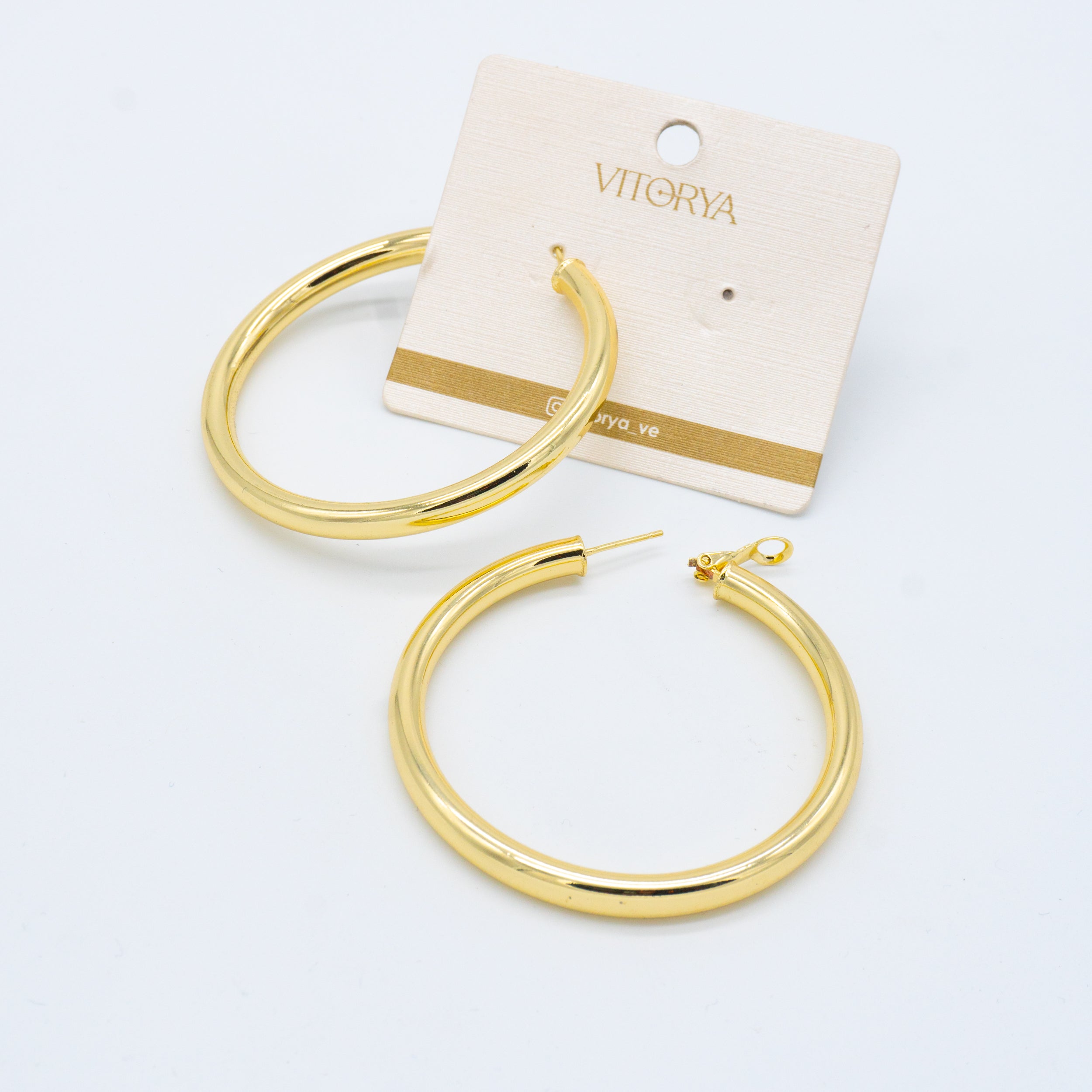 ZARCILLO TIPO ARO DAMA COVERGOLD DORADO 14K X1 U /</p>