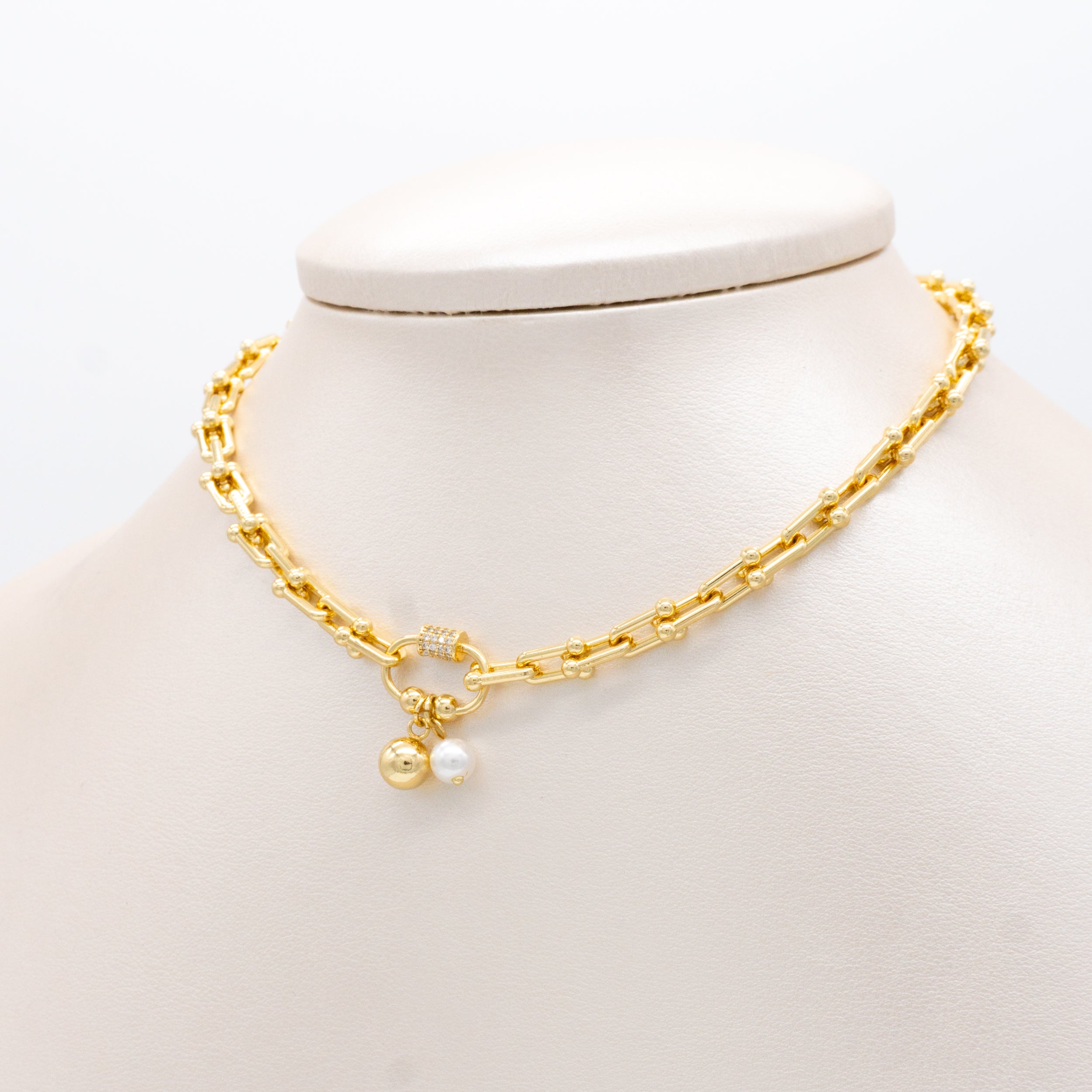 COLLAR