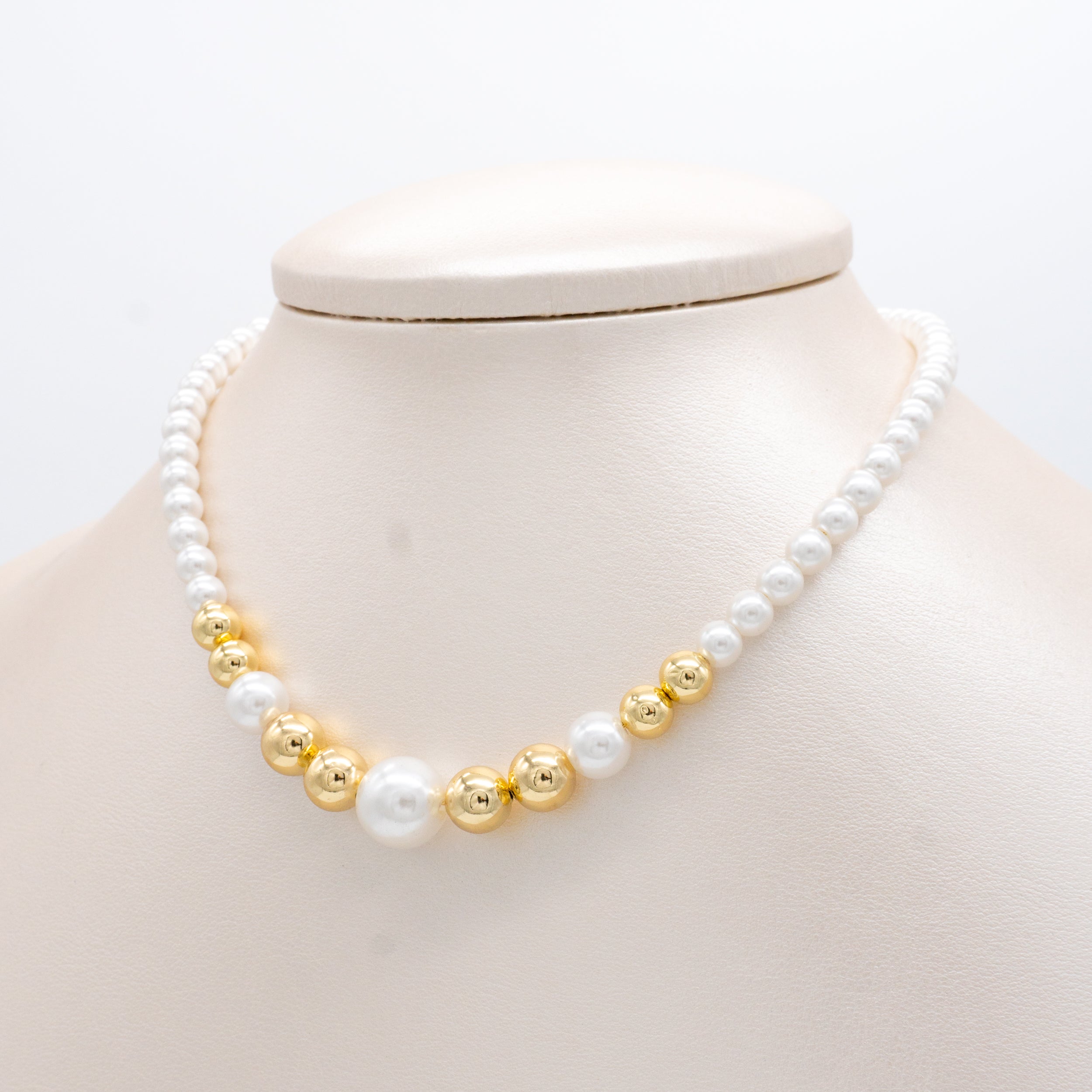 COLLAR