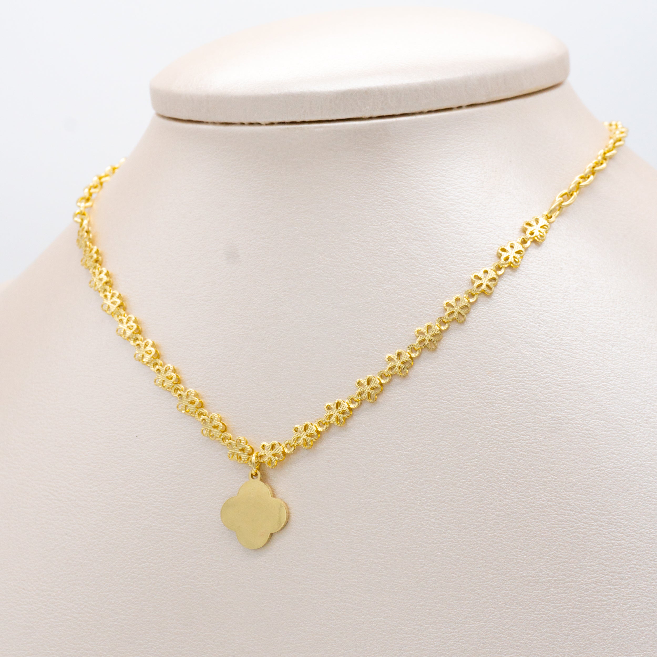 COLLAR