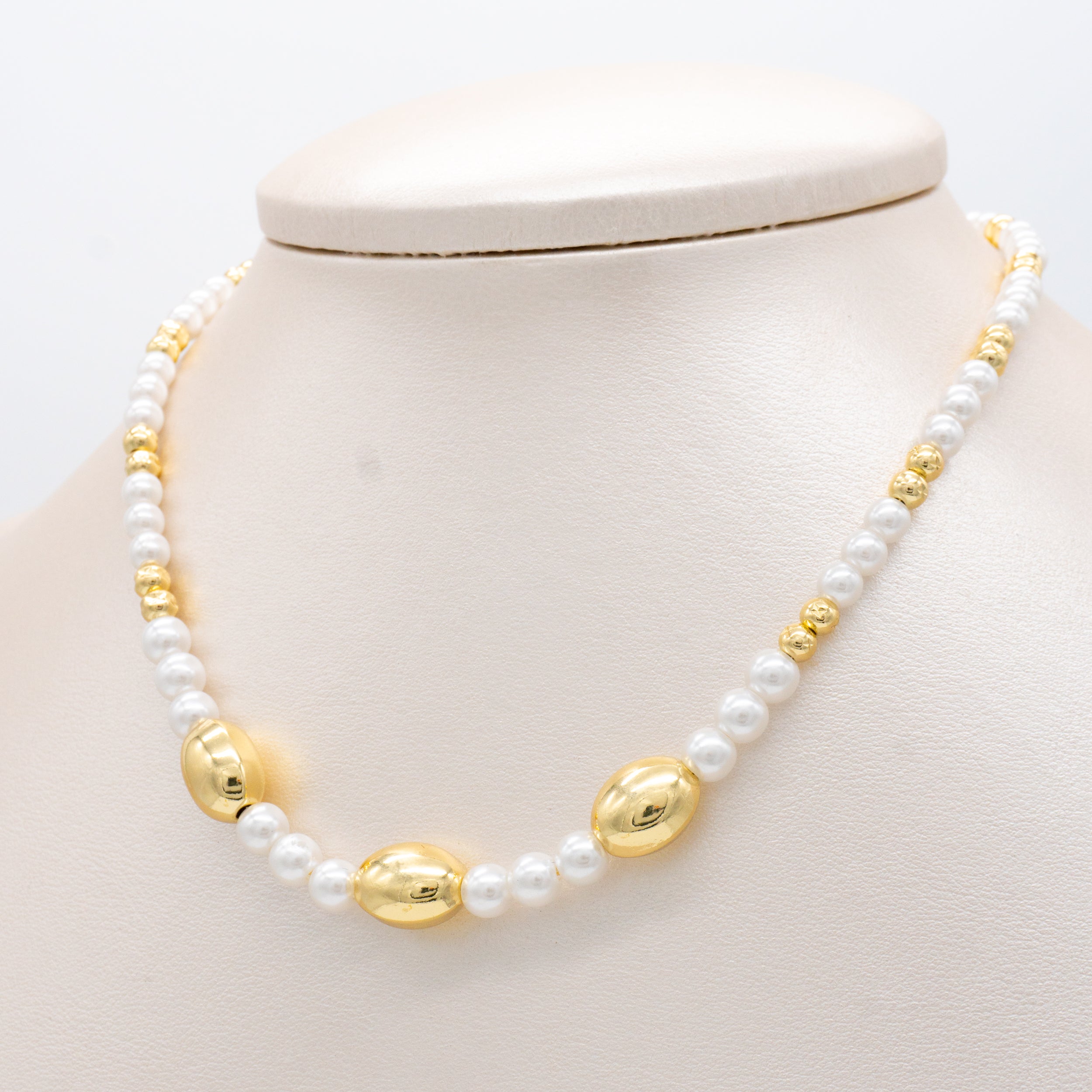 COLLAR