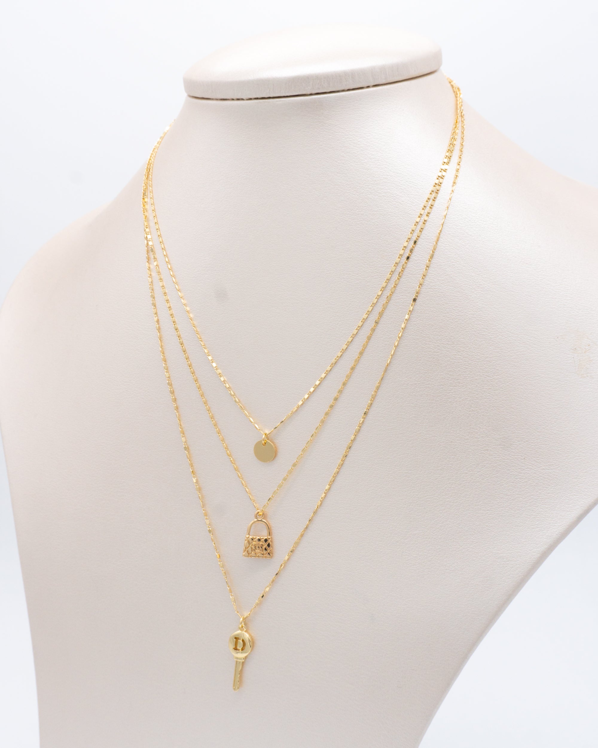 COLLAR