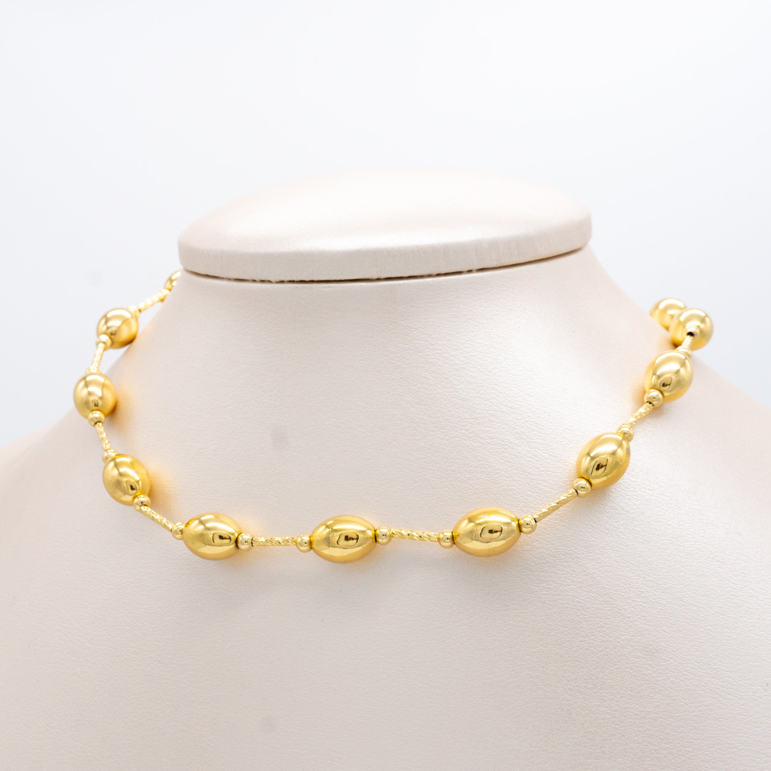 COLLAR