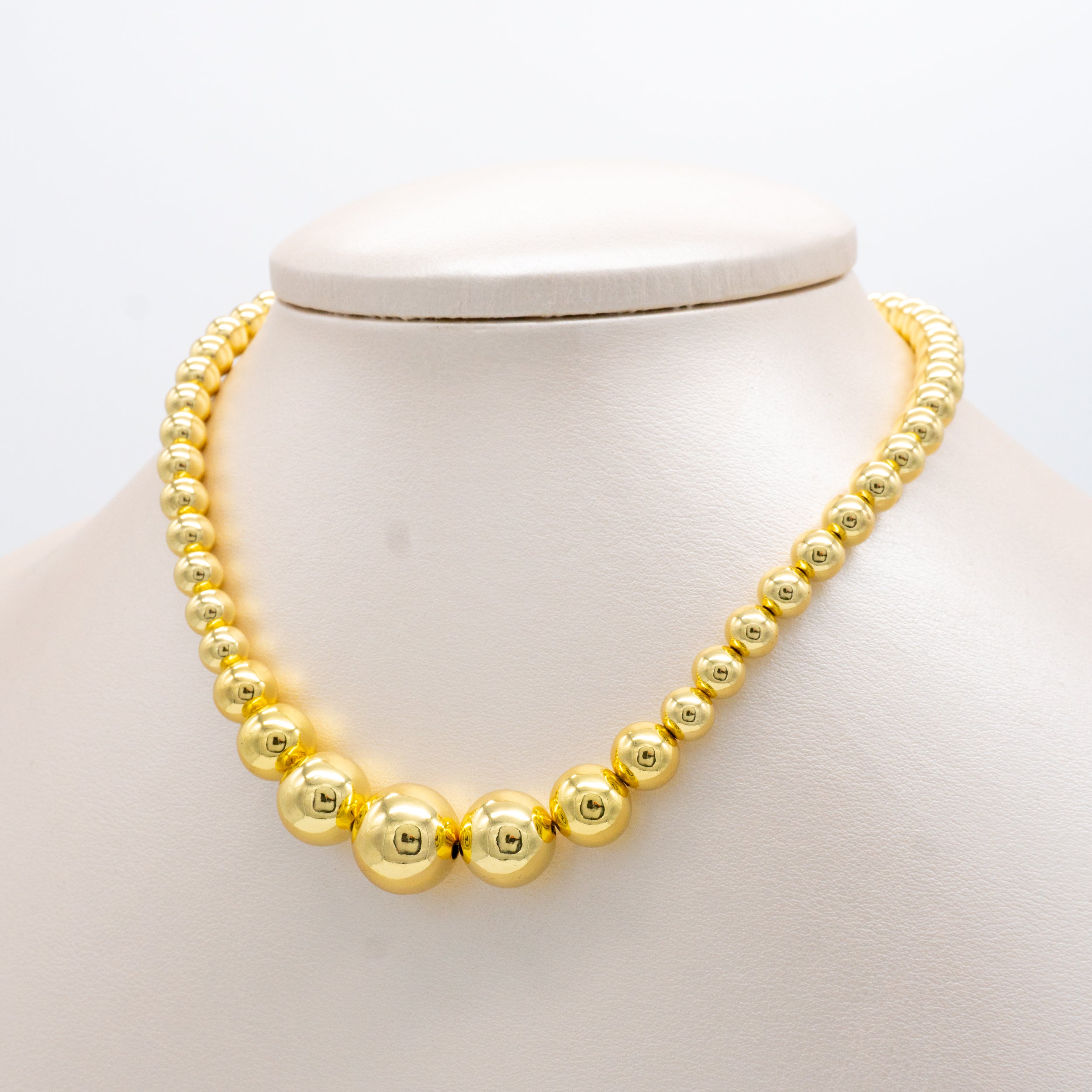 COLLAR