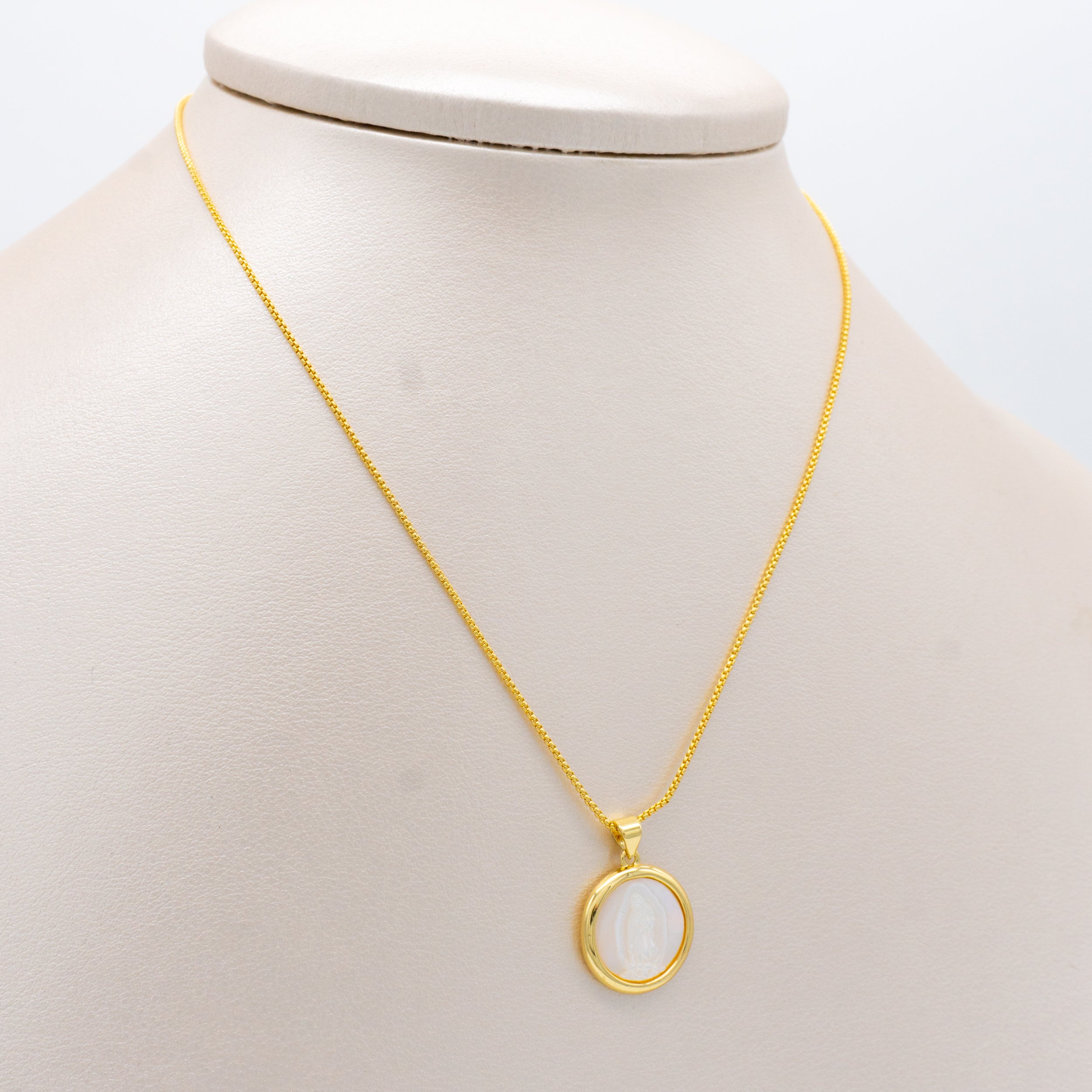 COLLAR