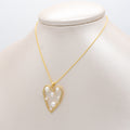COLLAR