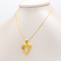 COLLAR
