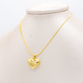 COLLAR