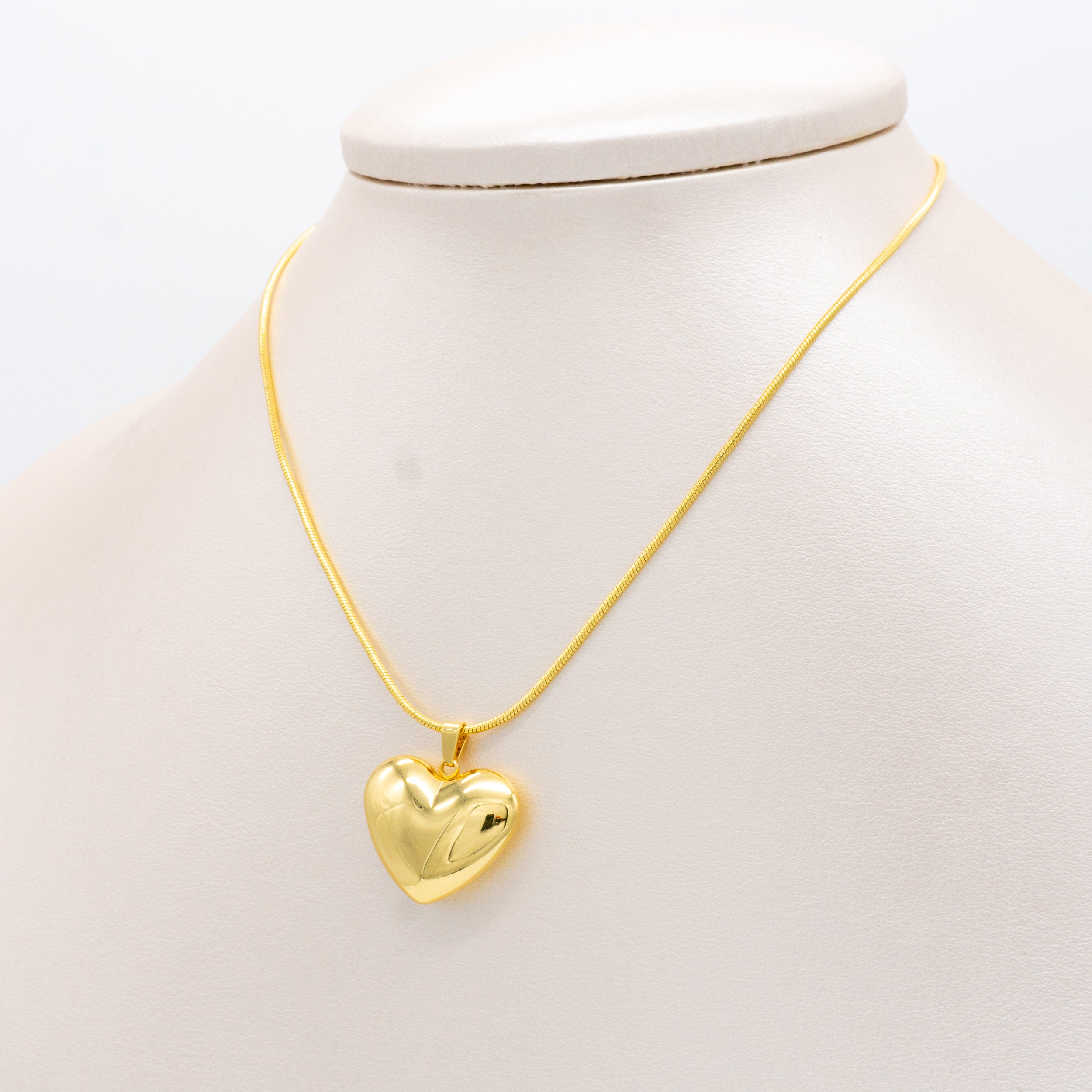 COLLAR