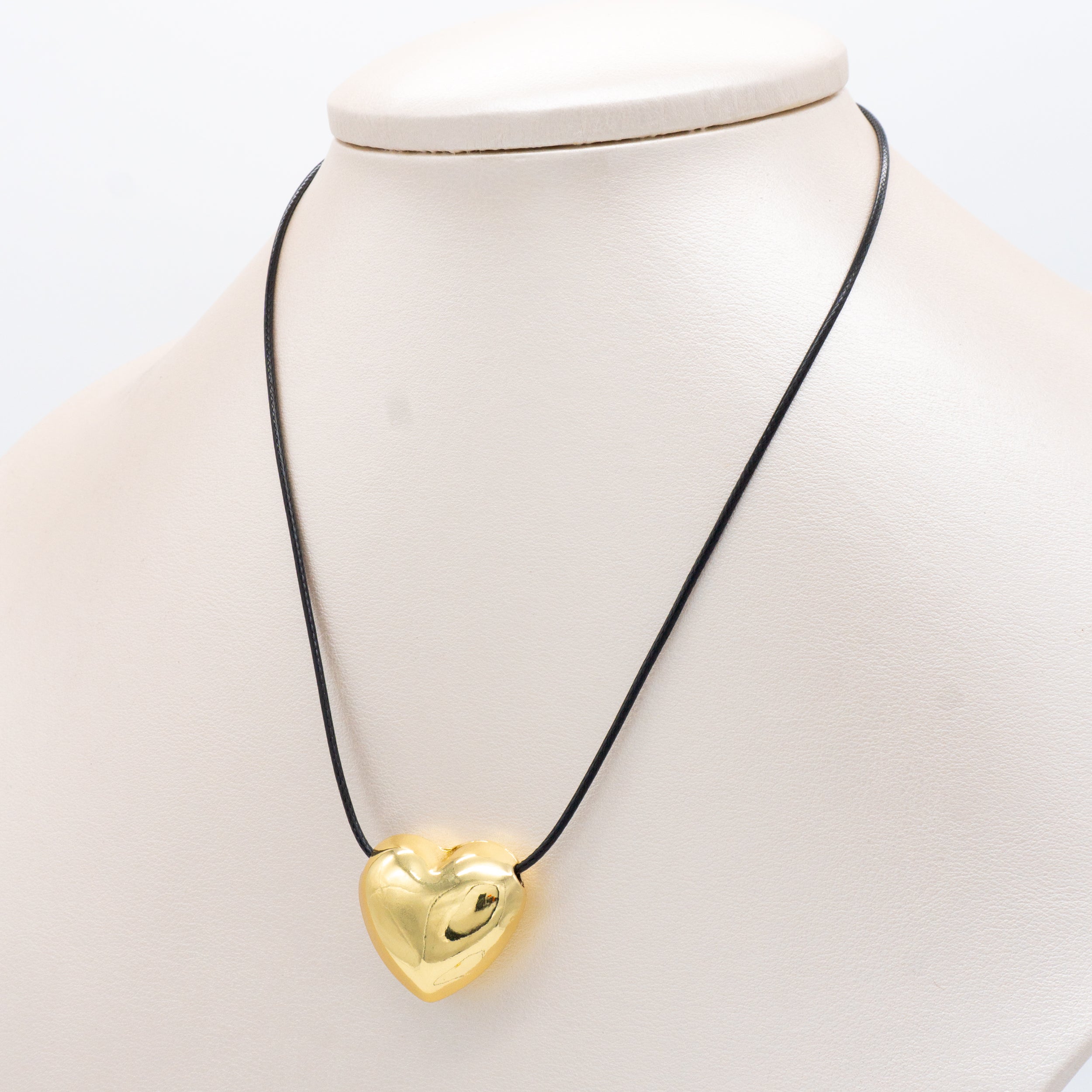 COLLAR