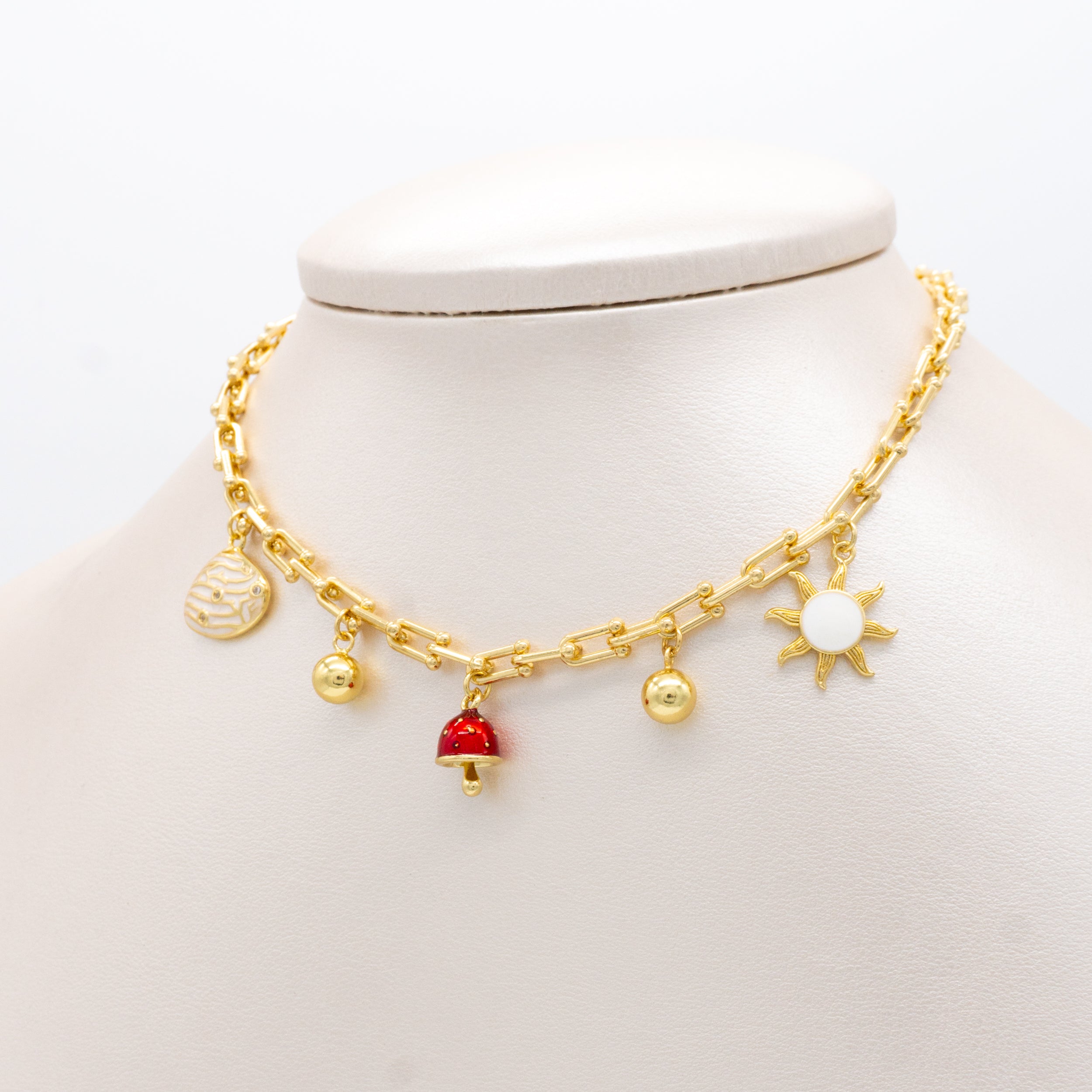 COLLAR