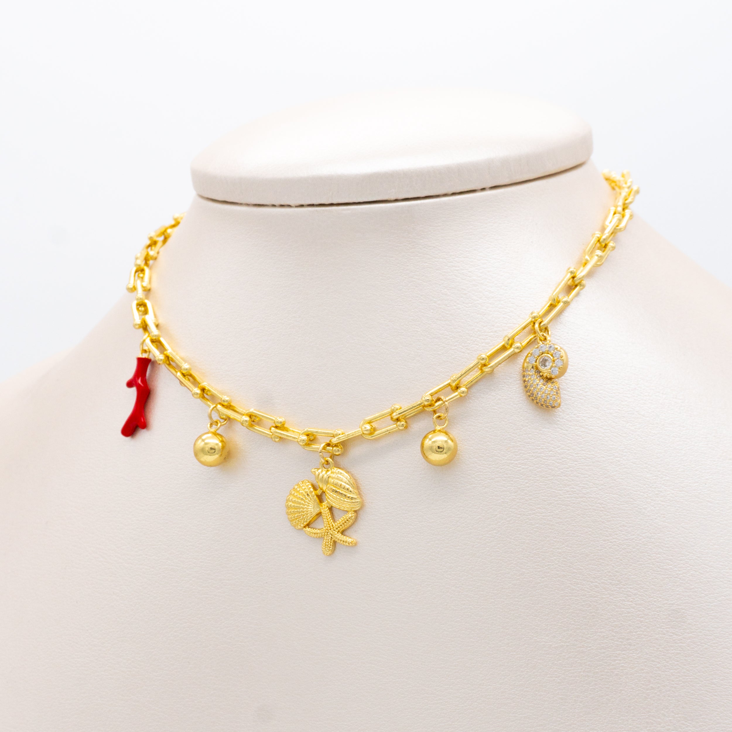 COLLAR