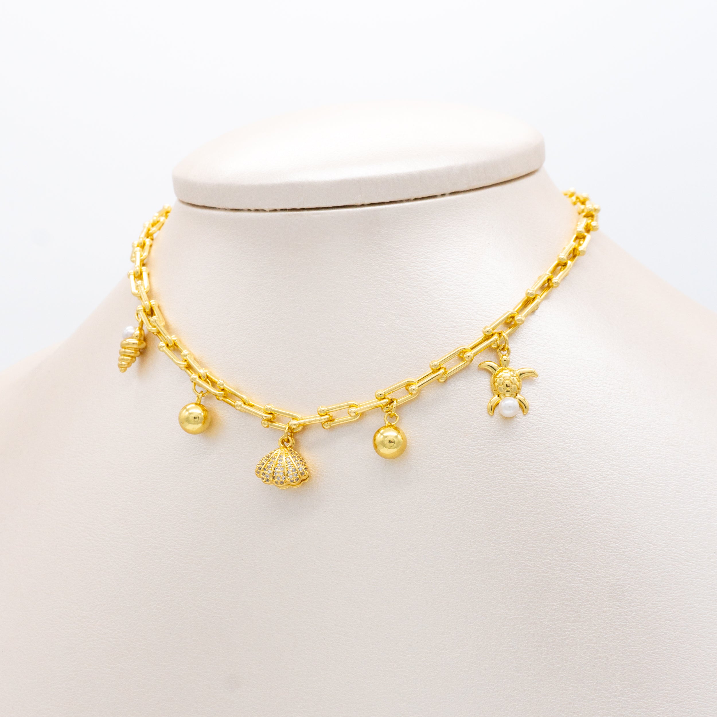COLLAR