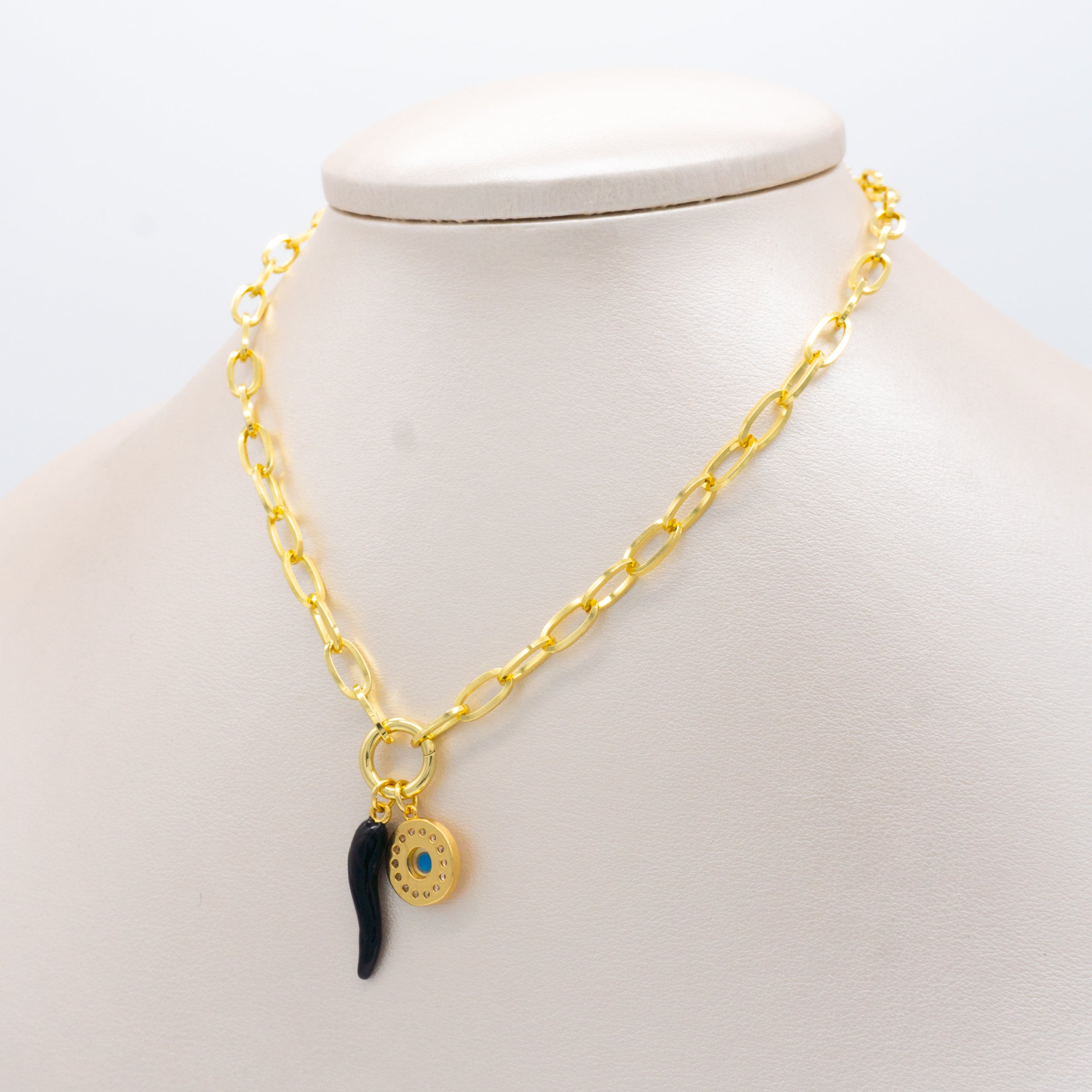 COLLAR