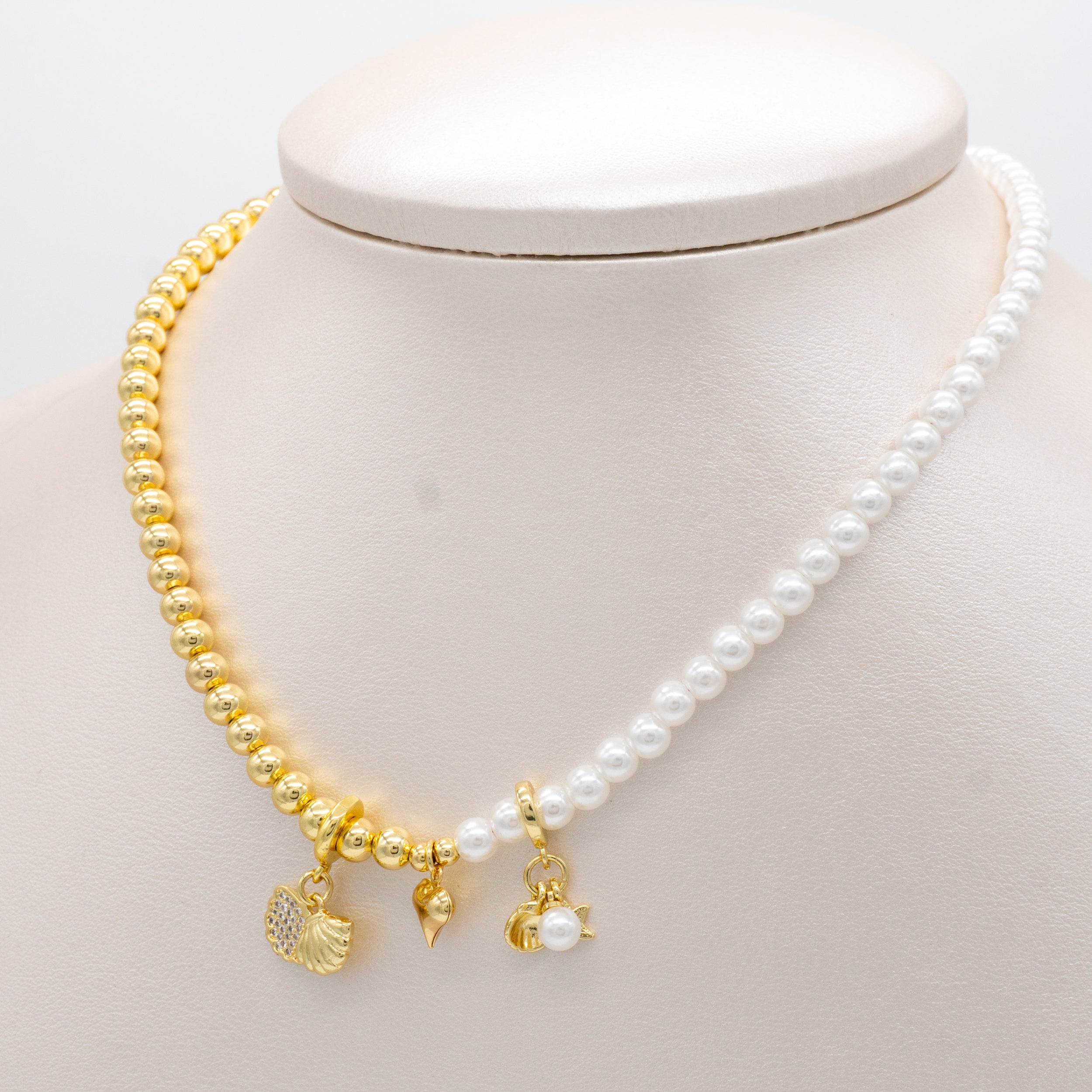 COLLAR